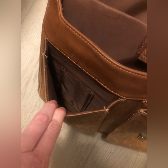 Wilson’s Leather brown Laptop Messenger Bag and Briefcase Unisex - Picture 8 of 16